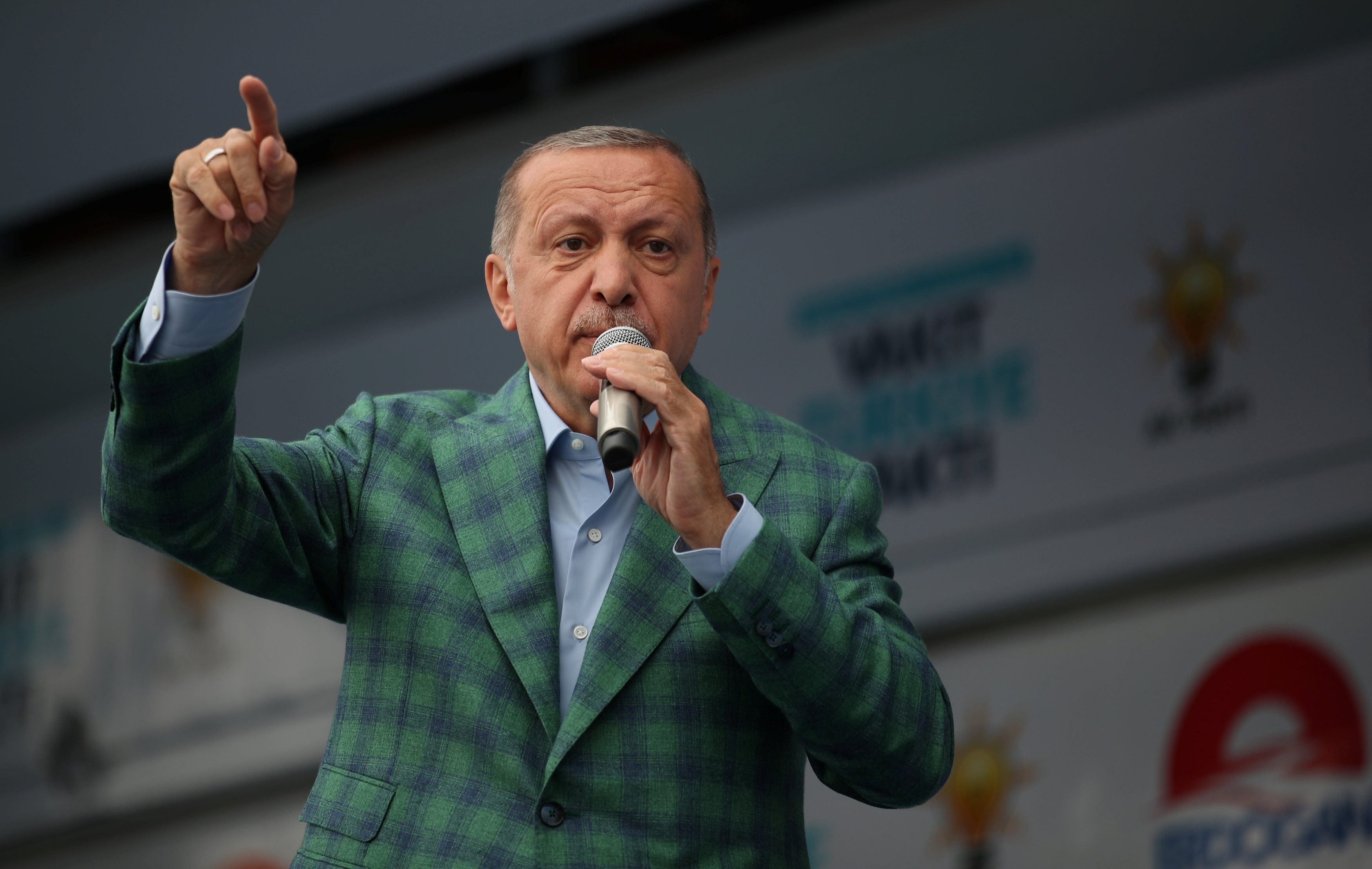derniers-meetings-pour-erdogan-et-son-adversaire derniers-meetings-pour-erdogan-et-son-adversaire