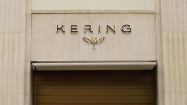 dl kering group produits de luxe propriétaire de la marque france générique 1