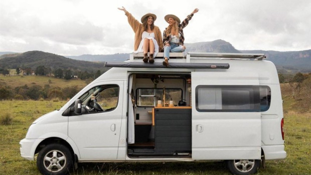 ep archivo   autocaravana y camper la mejor forma de viajar a los festivales de musica este verano