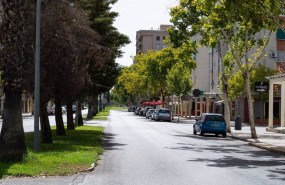 ep archivo   coches aparcados durante una ola de calor en badajoz extremadura espana