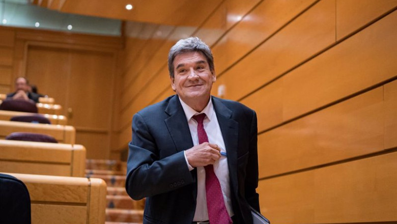 ep archivo el gobernador de banco de espana jose luis escriva cuando era ministro para la ep archivo el gobernador de banco de espana jose luis escriva cuando era ministro para la