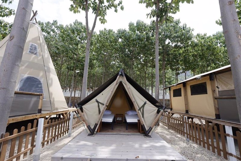 Las pernoctaciones en alojamientos extrahoteleros suben un 11,9% en noviembre