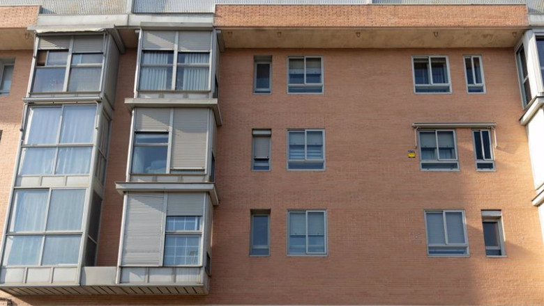 ep archivo vista de un cartel en venta en un edificio en madrid espana ep archivo vista de un cartel en venta en un edificio en madrid espana