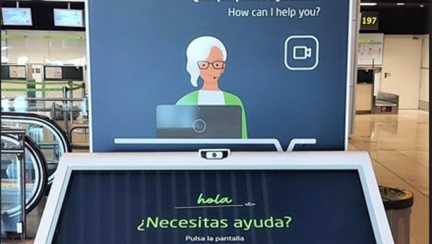 ep barajas informara a los viajeros con videollamadas interactivas 24 horas