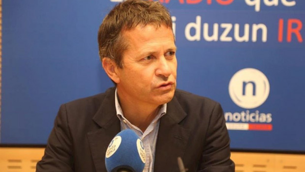 ep el portavoz el pnv en el senado jokin bildarratz entrevistado en onda vasca
