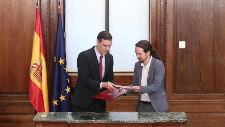 El presidente del Gobierno, Pedro Sánchez, y el secretario general de Podemos, Pablo Iglesias, presenta el programa de la coalición | Eduardo Parra - Europa Press - Archivo ep el presidente del gobierno pedro sanchez y el secretario general de podemos pablo iglesias