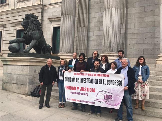 En Marea pide una comisión sobre el accidente de Angrois | TWITTER ep en marea pidecomisionaccidenteangrois