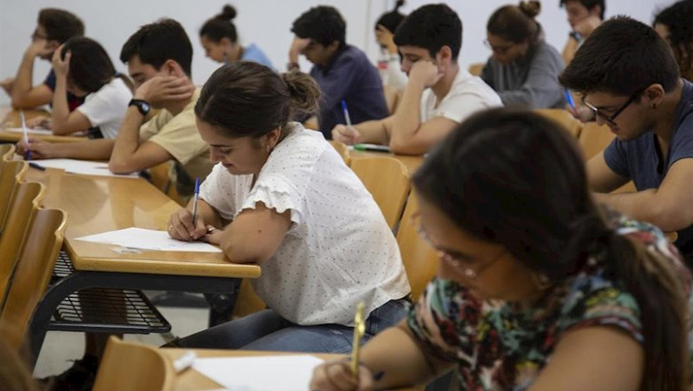 Examen de Selectividad en la Universidad de Sevilla. | María José López - Europa Press - Archivo ep examen de selectividad en la universidad de sevilla