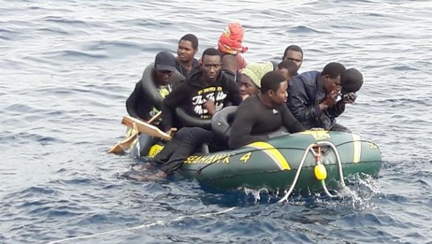 ep inmigrantes lleganla costacadiz