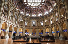 ep interior del palacio de la bolsa a 30 de agosto de 2022 en madrid espana