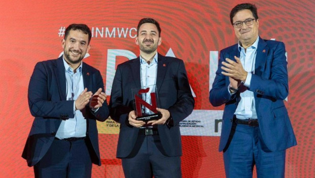 ep la empresa espanola roamsticrecibe el ii premio pabellon de espana por su contribucion al fomento