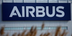 une uzine d airbus pres de saint nazaire france 