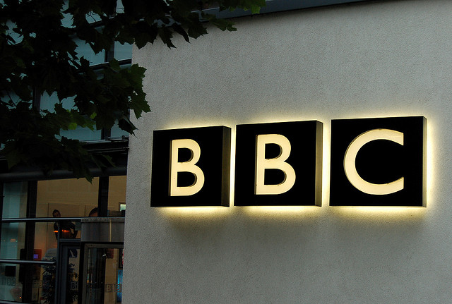 La BBC prepara una importante ronda de despidos para ahorrar 500 millones de libras