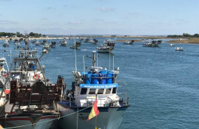 ep archivo   barcos pesqueros en punta umbria