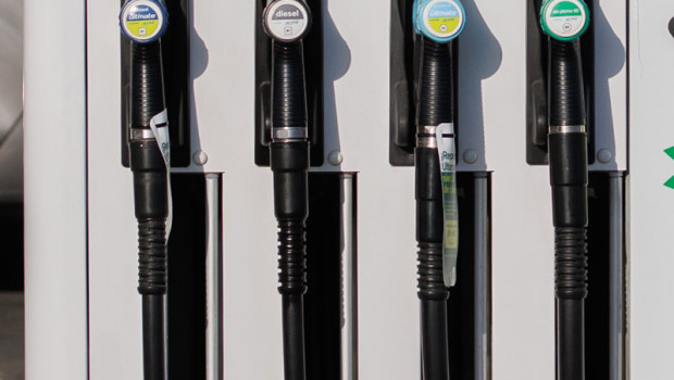 ep archivo dispensadores de carburante en una gasolinera a 11 de octubre de 2023 en madrid espana 20251211114204 ep archivo dispensadores de carburante en una gasolinera a 11 de octubre de 2023 en madrid espana 20251211114204