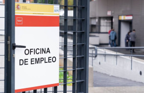 ep archivo   el 8225 de los trabajadores espanoles no se han movido de su municipio en al menos 5