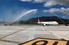 ep avion bautismo turkish airlines