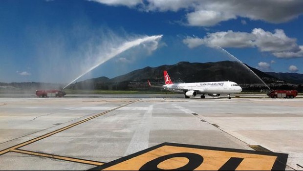 ep avion bautismo turkish airlines