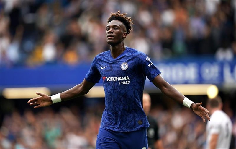 ep el jugador del chelsea tammy abraham celebra un gol en un partido de la premier league