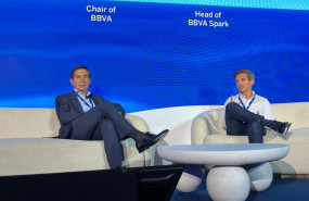 ep el presidente de bbva carlos torres y el head de bbva spark santiago muguruza