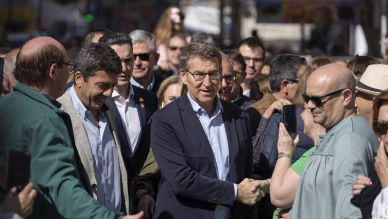 ep el presidente del pp alberto nunez feijoo a su llegada a la falla convento jerusalen de valencia ep el presidente del pp alberto nunez feijoo a su llegada a la falla convento jerusalen de valencia