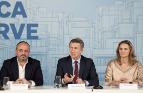 ep el presidente del pp catalan alejandro fernandez el presidente del pp alberto nunez feijoo y la