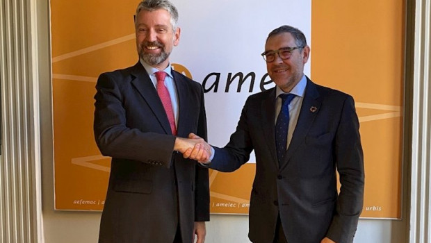 ep el presidente ejecutivo de cesce fernando salazar y el director general de amec joan tristany