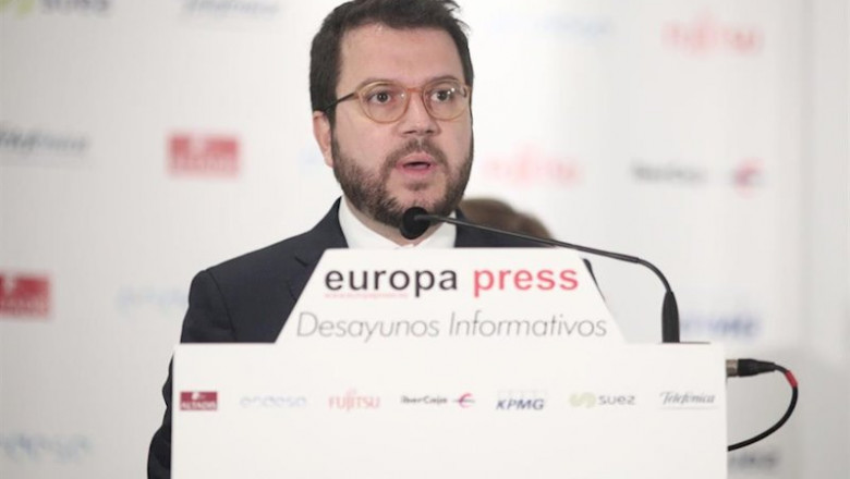 El vicepresidente del Govern y consejero de Economía y Hacienda, Pere Aragonès, interviene durante el Desayuno Informativo de Europa Press en Madrid a 24 de octubre de 2019 | Eduardo Parra - Europa Press ep el vicepresidente del govern y consejero de economia y hacienda pere aragons interviene durante