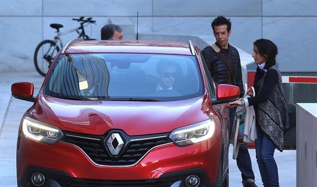 Los padres de Gabriel salen del juzgado y se suben al coche de sus abogados | EUROPA PRESS ep los padresgabriel salenjuzgadose subencochesus abogados