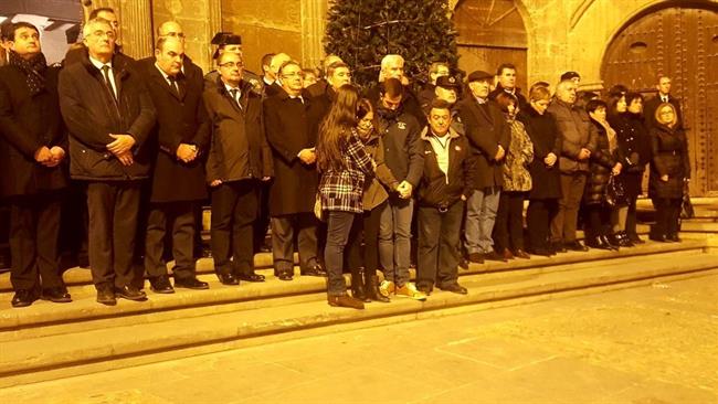 El ministro Zoido en el homenaje a los fallecidos en el tiroteo en Teruel | TWITTER ZOIDO ep ministro zoidohomenajelos fallecidostiroteoteruel