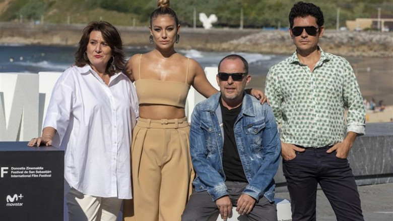Photocall de 'El Verano que Vivimos' en la tercera jornada del Festival de San Sebastián 2019 a 22 de septiembre de 2019 | Raúl Terrel - Europa Press ep photocall de el verano que vivimos en la tercera jornada del festival de san sebastian 2019 a 22