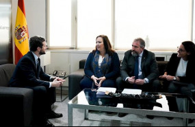 ep reunion del lider del pp pablo casado con la presidenta de la avt maite araluce y otros