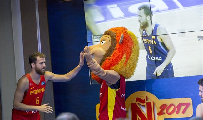 Sergio Rodríguez en su presentación con la selección española | FEB ep sergio rodriguezsu presentacionla seleccion espanola