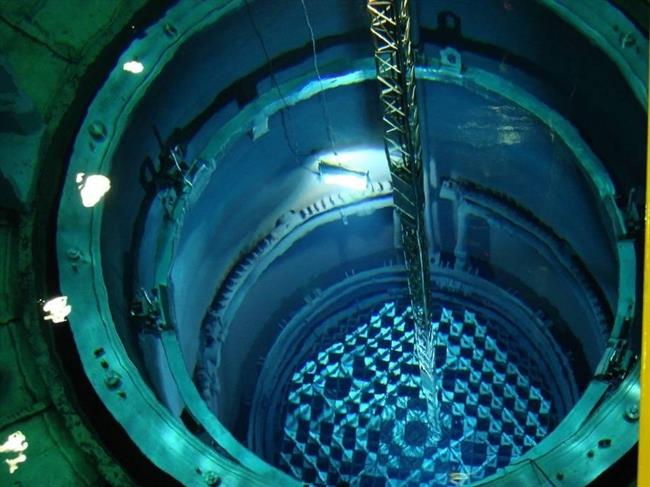 Vasija del reactor de la central de Garoña en fase de recarga | NUCLENOR ep vasijareactorla centralgaronafaserecarga