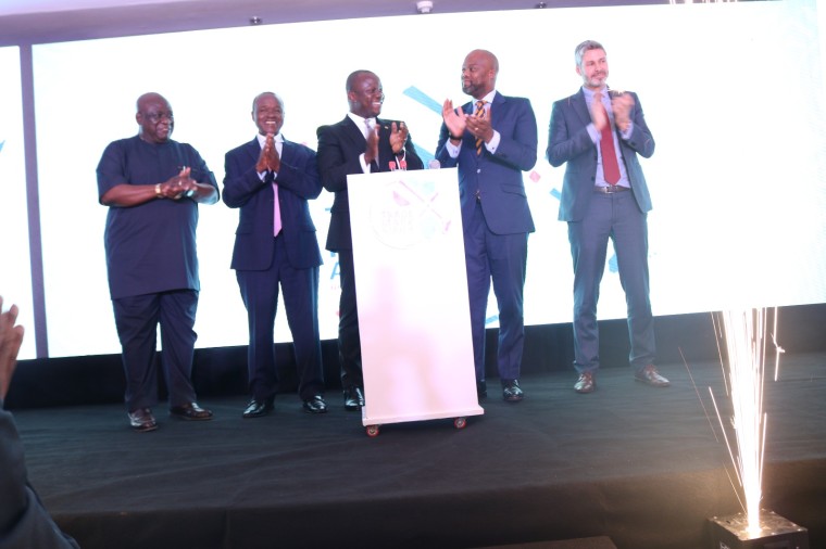 1242993 1675085438279