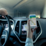 conduite-avec-un-gps-vtc-voiture-de-tourisme-avec-chauffeur-taxis-appli-de-transport-uber conduite-avec-un-gps-vtc-voiture-de-tourisme-avec-chauffeur-taxis-appli-de-transport-uber