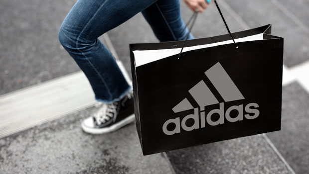 RBC mejora el precio objetivo de Adidas: "Su estructura de es equilibrada" - Bolsamania.com