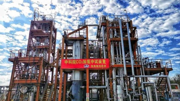 ep archivo   aspecto de la instalacion empleada para producir gasolina a partir de la hidrogenacion