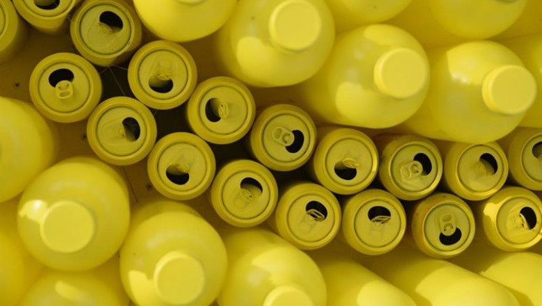 Archivo - Detalle del mosaico gigante de latas y botellas de plástico | Jorge Gil - Europa Press - Archivo ep archivo detalle del mosaico gigante de latas y botellas de plastico