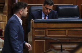ep archivo el portavoz de erc en el congreso gabriel rufian pasa junto al presidente del gobierno ep archivo el portavoz de erc en el congreso gabriel rufian pasa junto al presidente del gobierno