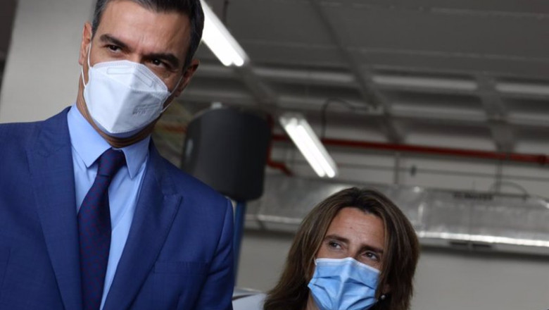 ep archivo   el presidente del gobierno pedro sanchez y la vicepresidenta tercera y ministra para la