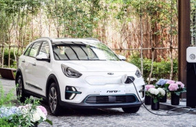 ep archivo   kia niro electrico recargando vehiculo electrico