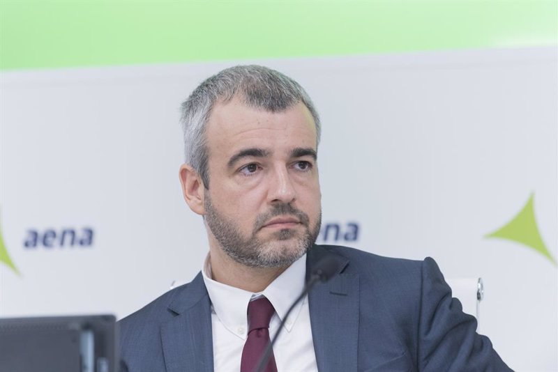 Sabadell respalda a Aena en la compra de los aeropuertos británicos de Ferrovial