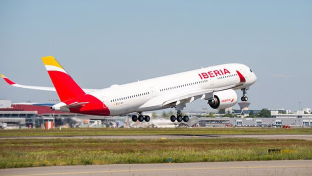 ep archivo un avion de iberia despegando ep archivo un avion de iberia despegando
