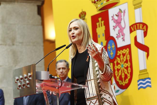 ep cristina cifuentesla recepcionmotivodiala constitucion