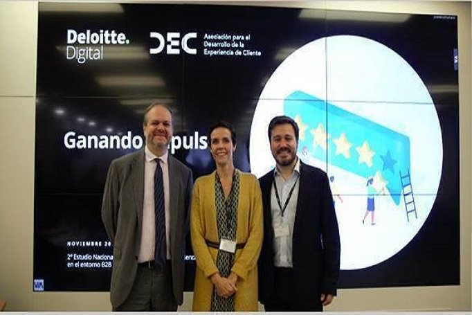 ep de izda a dcha mario taguas vicepresidente de la asociacion dec raquel pinillos directora lider