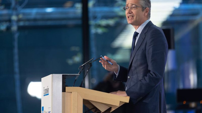 ep el gobernador del banco de espana pablo hernandez de cos clausura la primera jornada del xiii ep el gobernador del banco de espana pablo hernandez de cos clausura la primera jornada del xiii