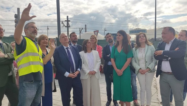 ep el ministro de industria y turismo jordi hereu en aviles visita las obras de recuperacion de la ep el ministro de industria y turismo jordi hereu en aviles visita las obras de recuperacion de la