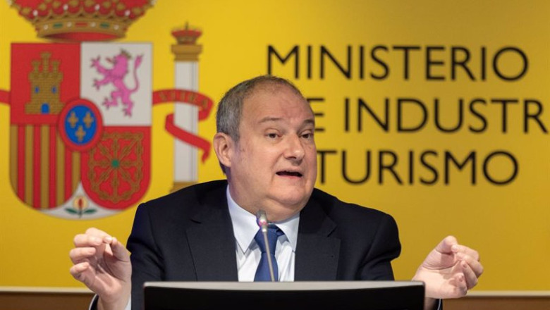 ep el ministro de industria y turismo jordi hereu ofrece una rueda de prensa en el ministerio de ep el ministro de industria y turismo jordi hereu ofrece una rueda de prensa en el ministerio de