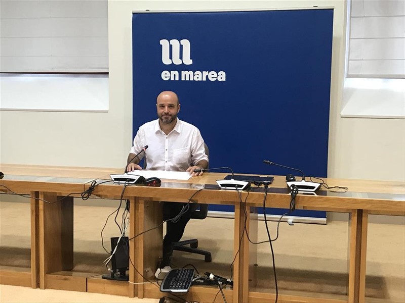 ep el portavoz de en marea y del grupo mixto luis villares en la rueda de prensa